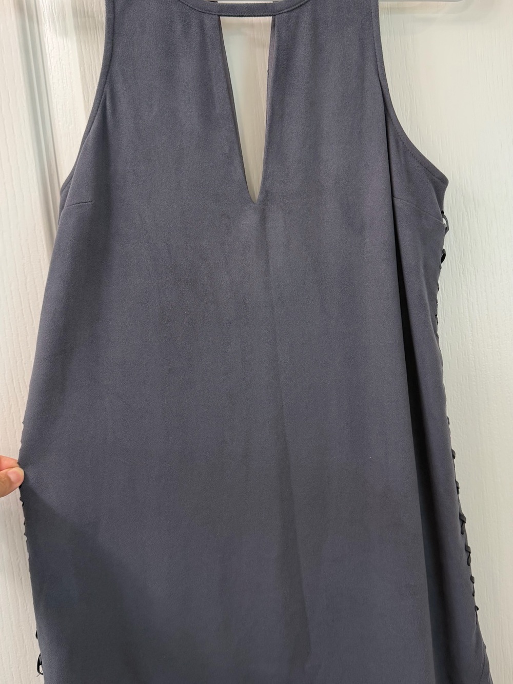 Black Swan Sleeveless Keyhole Shift Dress in Charcoal Gray